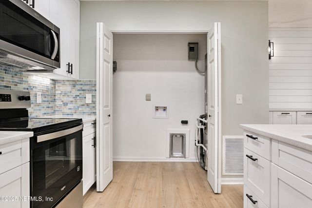 3801 CROWN POINT Road, 3101, Jacksonville, FL 32257
