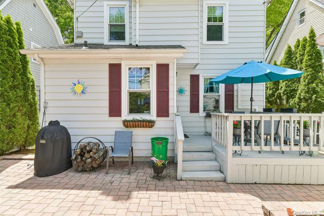 5 Bluebell Court, Garden City, NY 11530