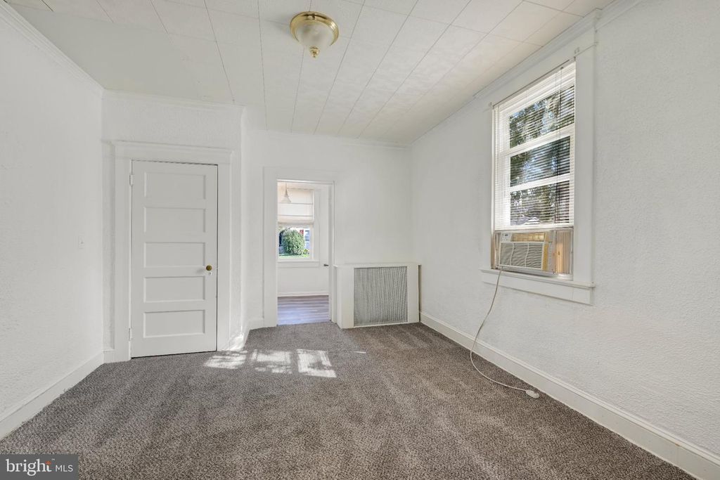 Image 15 of property listing at 6417 GILMORE ST, Gwynn Oak, MD 21207