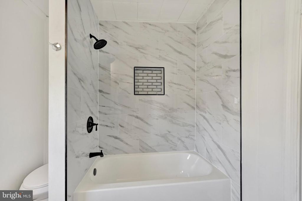 Image 18 of property listing at 6417 GILMORE ST, Gwynn Oak, MD 21207