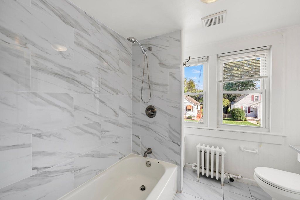 Image 26 of property listing at 6417 GILMORE ST, Gwynn Oak, MD 21207