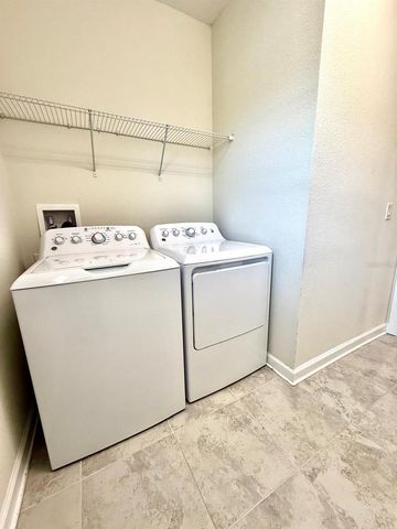 1220 PAYNE STEWART DRIVE, Davenport, FL 33896