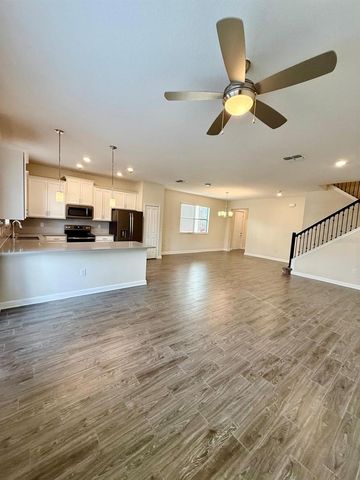 1220 PAYNE STEWART DRIVE, Davenport, FL 33896