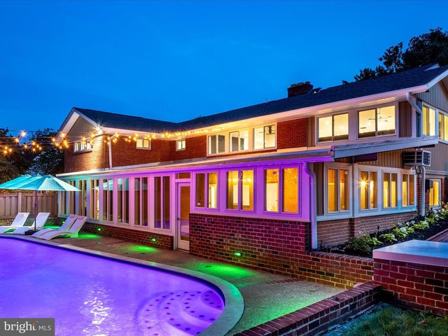 1502 MIDDLEBURY DR, Alexandria, VA 22307