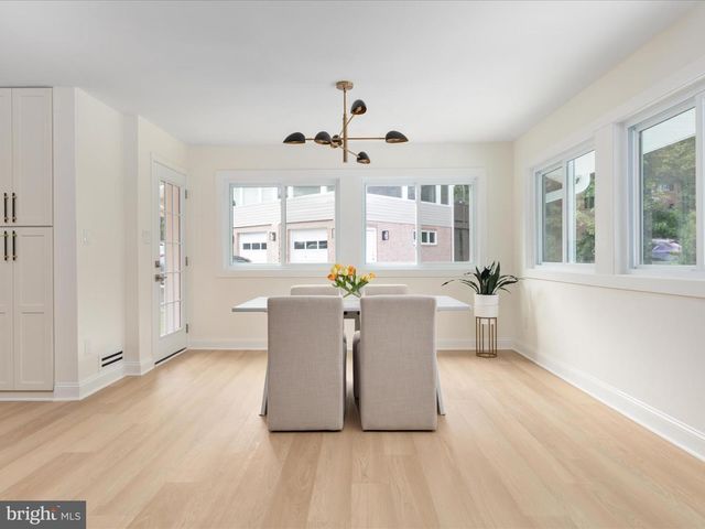 1502 MIDDLEBURY DR, Alexandria, VA 22307