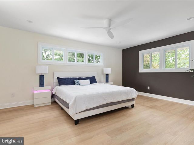 1502 MIDDLEBURY DR, Alexandria, VA 22307