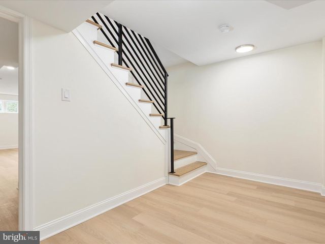 1502 MIDDLEBURY DR, Alexandria, VA 22307