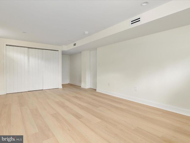 1502 MIDDLEBURY DR, Alexandria, VA 22307