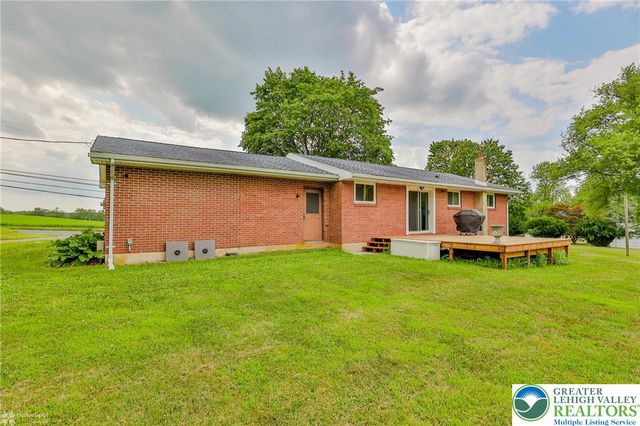 910 Bushkill Center Road, Bushkill Twp, PA 18064