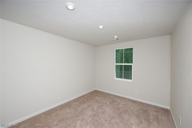 3220 Sunny Brook Drive, Akron, OH 44312