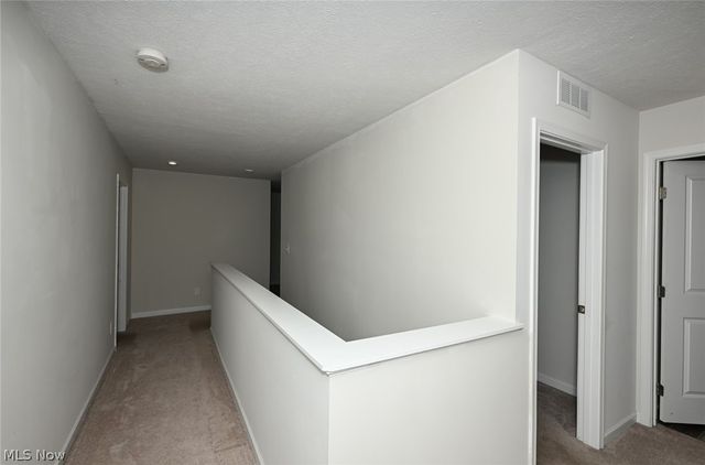 3220 Sunny Brook Drive, Akron, OH 44312