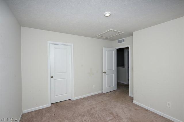 3220 Sunny Brook Drive, Akron, OH 44312