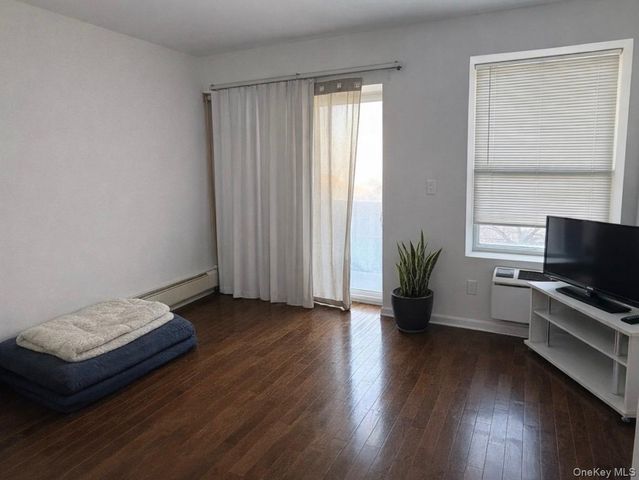 138-10 35th Avenue 4A, Flushing, NY 11354