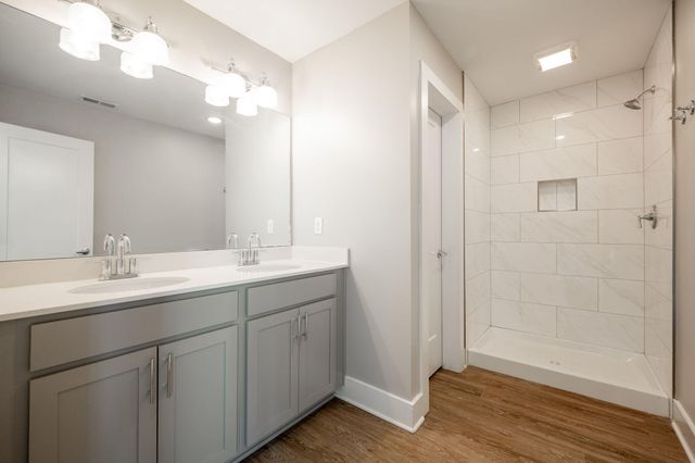 2360 E 18th Street, Chattanooga, TN 37404