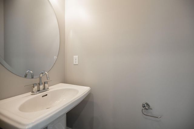 2360 E 18th Street, Chattanooga, TN 37404
