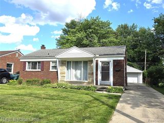 2601 Woodside Street, Dearborn, MI 48124