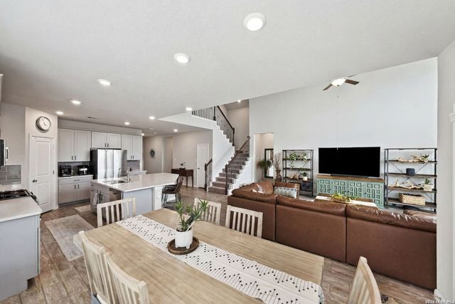 1206 Nashua Sq, San Antonio, TX 78245
