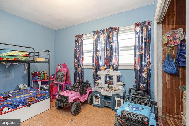 746 E MALAGA RD, Williamstown, NJ 08094
