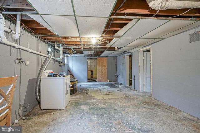 746 E MALAGA RD, Williamstown, NJ 08094