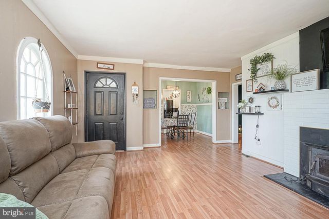 746 E MALAGA RD, Williamstown, NJ 08094