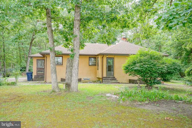 746 E MALAGA RD, Williamstown, NJ 08094