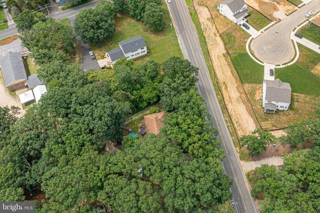 746 E MALAGA RD, Williamstown, NJ 08094