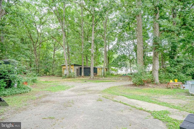 746 E MALAGA RD, Williamstown, NJ 08094