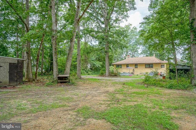 746 E MALAGA RD, Williamstown, NJ 08094