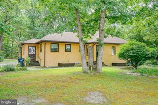 746 E MALAGA RD, Williamstown, NJ 08094