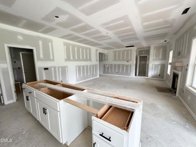 35 Torrent Lane, Zebulon, NC 27597
