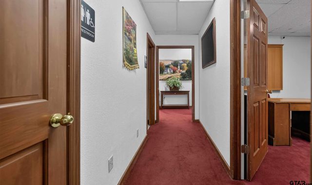 302 E South, Overton, TX 75684