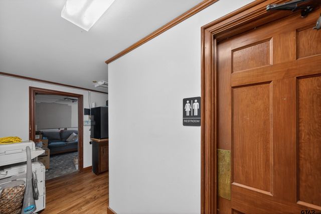 302 E South, Overton, TX 75684