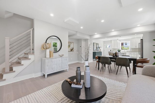 6023 WILLIAMSBURG RD, Alexandria, VA 22303