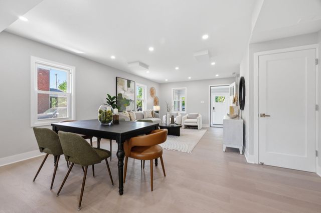 6023 WILLIAMSBURG RD, Alexandria, VA 22303