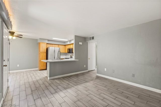 5710 East Tropicana Avenue 1130, Las Vegas, NV 89122