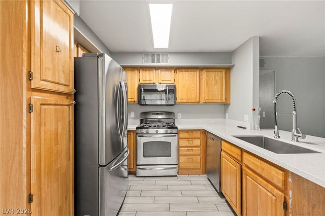 5710 East Tropicana Avenue 1130, Las Vegas, NV 89122
