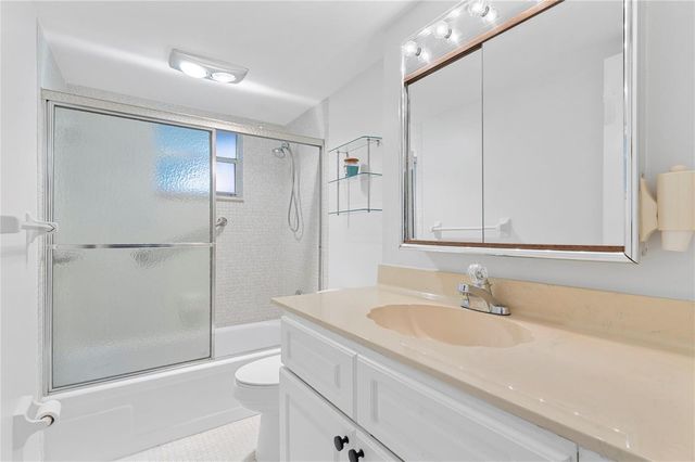 3150 Holiday Springs Boulevard 308, Margate, FL 33063