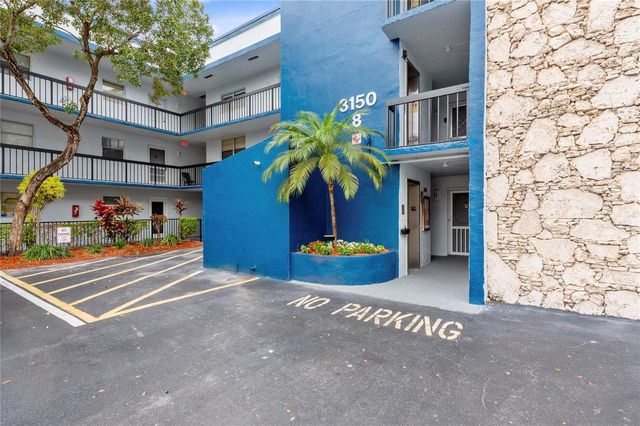 3150 Holiday Springs Boulevard 308, Margate, FL 33063