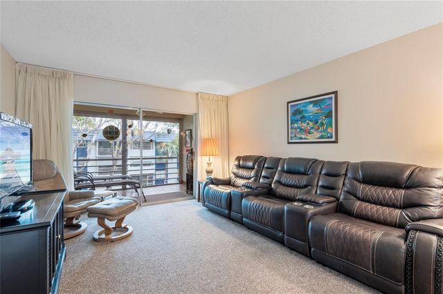 3150 Holiday Springs Boulevard 308, Margate, FL 33063