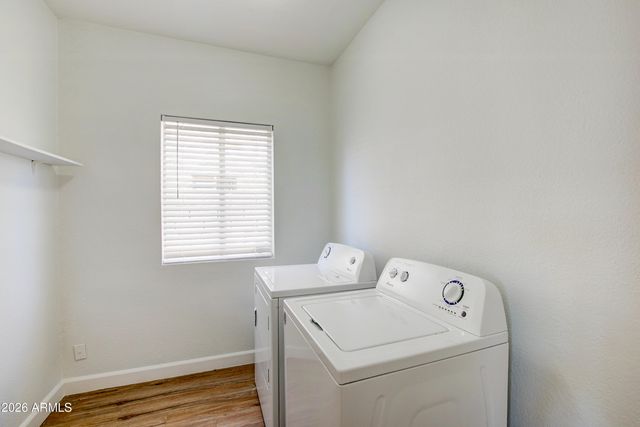1550 N SUNSET Place, Chandler, AZ 85225