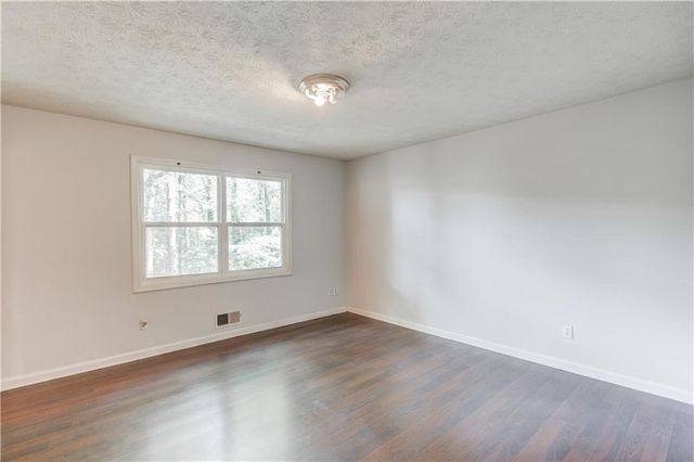 321 Amberwood Drive, Lawrenceville, GA 30044