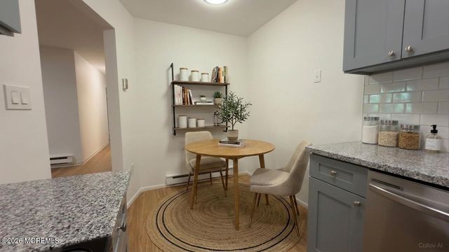 160 Cross Slope Court J, Manalapan, NJ 07726