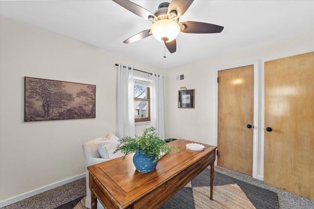 338 E Norwich STREET, Milwaukee, WI 53207