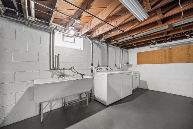 338 E Norwich STREET, Milwaukee, WI 53207