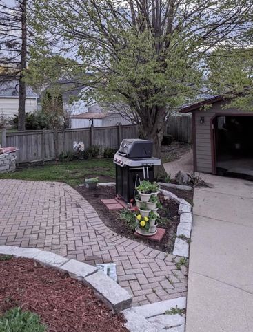 338 E Norwich STREET, Milwaukee, WI 53207