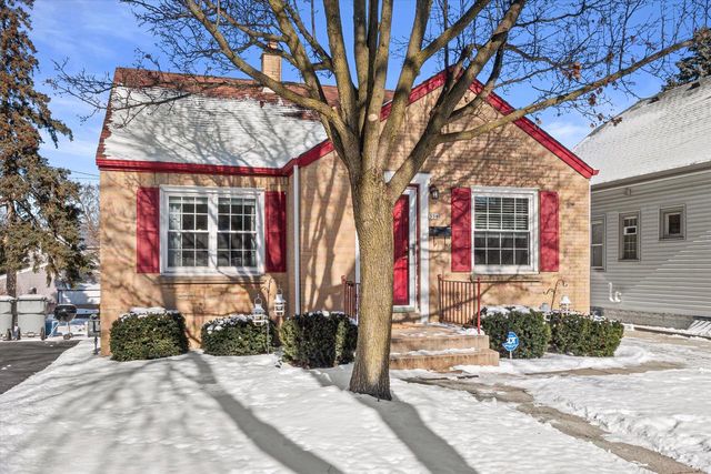338 E Norwich STREET, Milwaukee, WI 53207