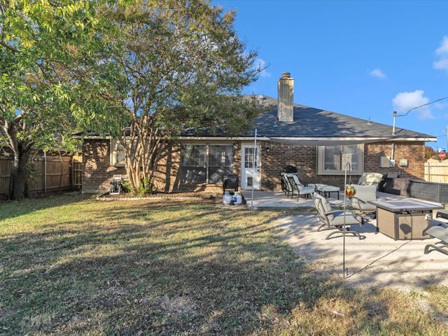 6648 Hightower Drive, Watauga, TX 76148