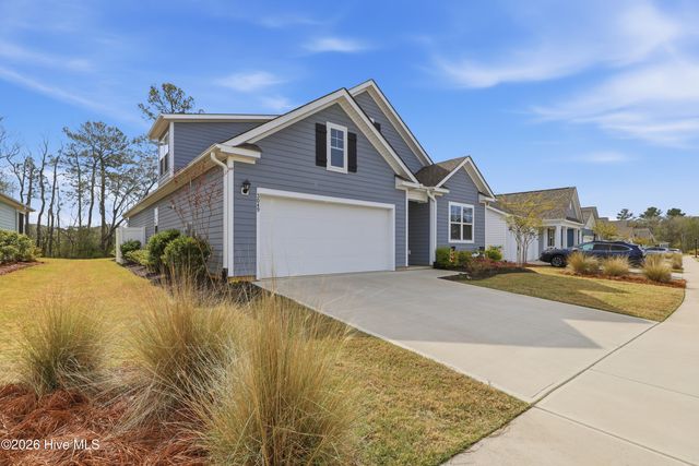 3049 Lochgreen Circle, Leland, NC 28451
