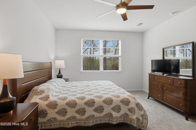 3049 Lochgreen Circle, Leland, NC 28451