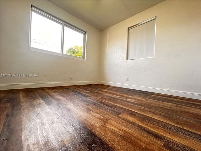 1354 NW 69th St 0, Miami, FL 33147